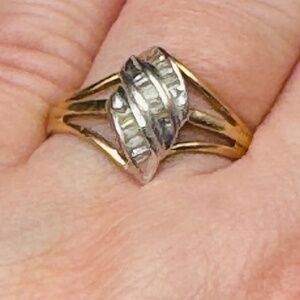 Marquis Style 10kt Gold Diamond Ring